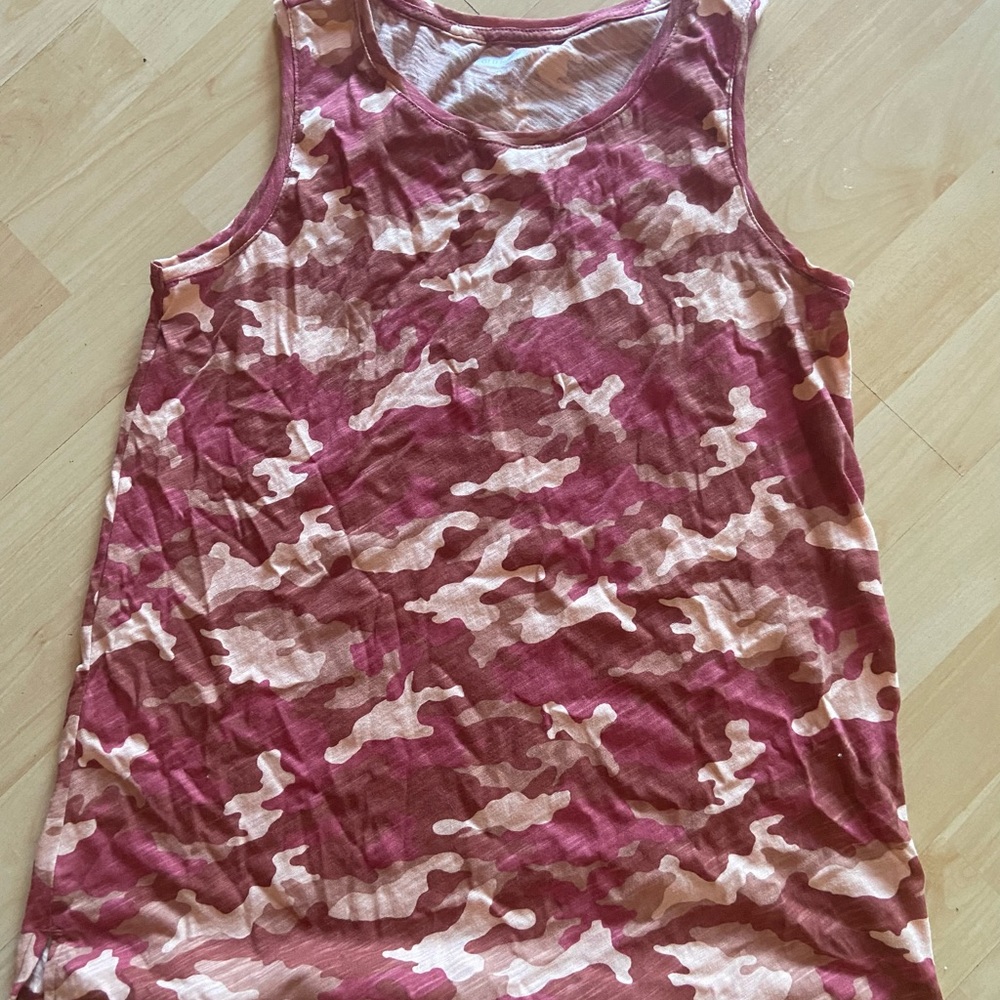 Old navy tank top